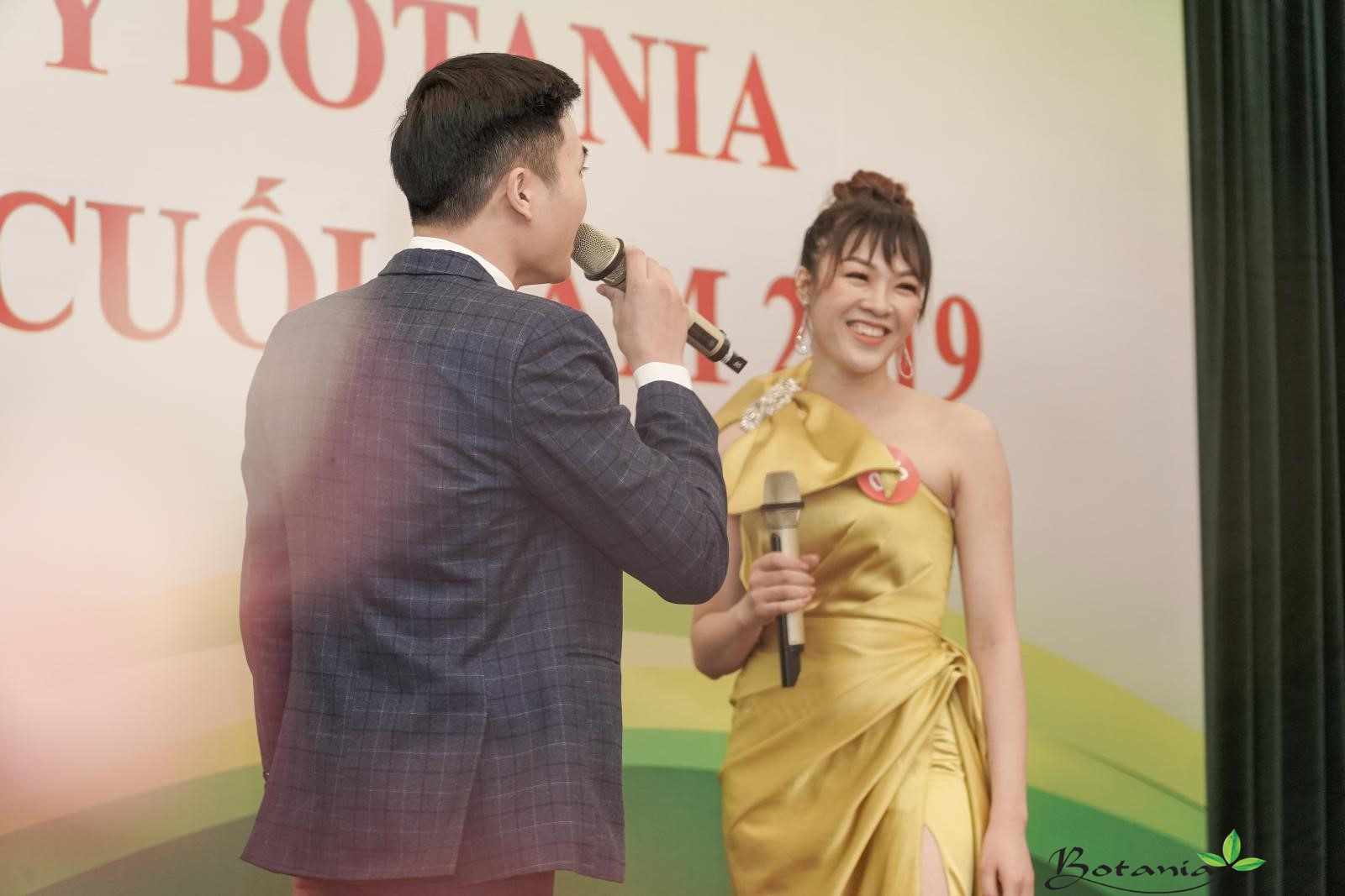 công ty botania tổ chức thi hát cho nhân viên